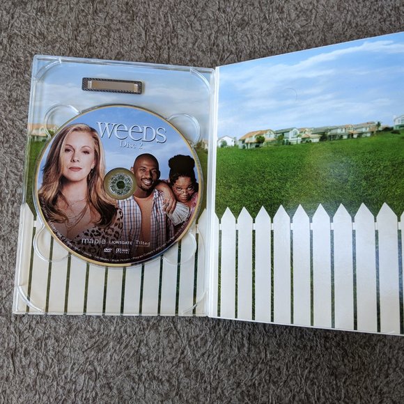 FREE gift w/ purchase - Weeds season 1 (2 discs) - Picture 4 of 4